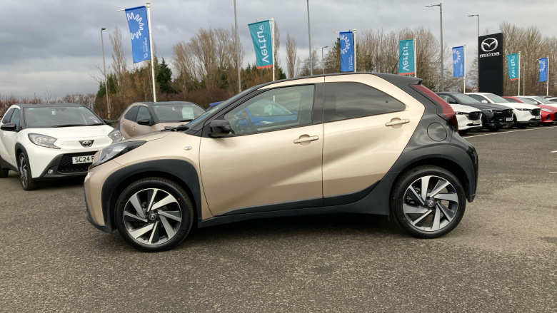 Toyota Aygo X 1.0 VVT-i Edge 5dr Petrol Hatchback